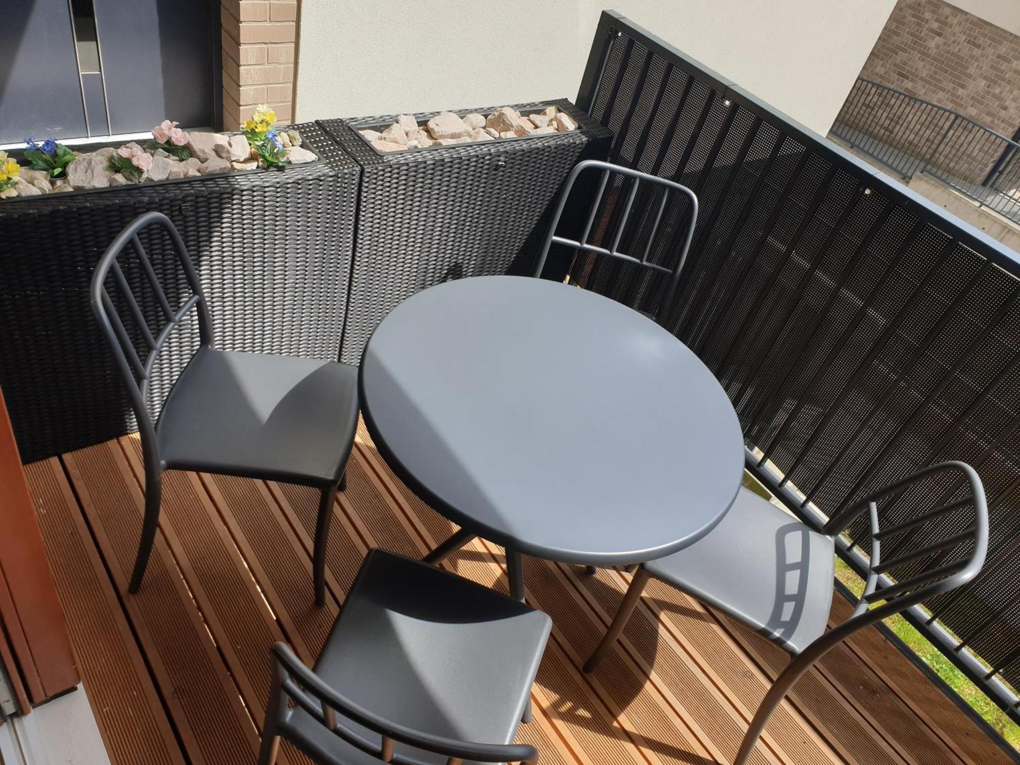 Near The Airport- Apartments Krakow Exterior photo
